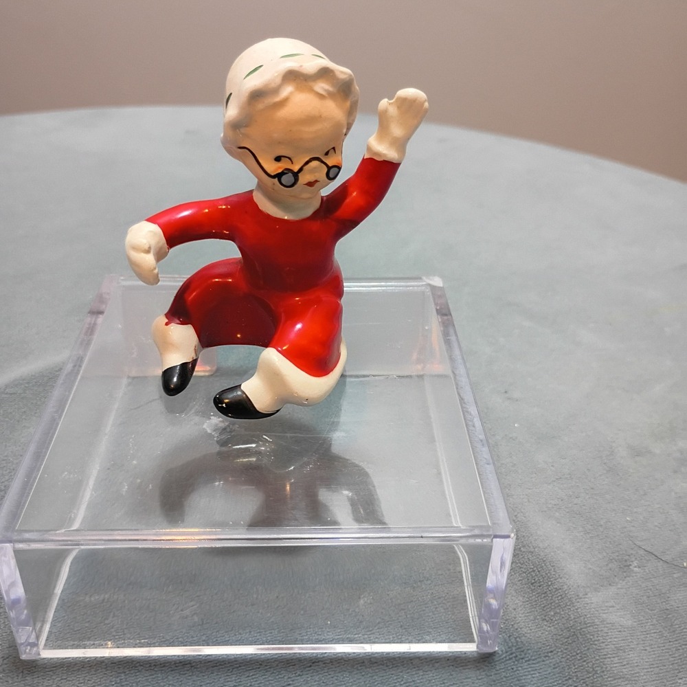 Vintage Lipper & Mann Mrs Claus Figurine Japan 707 Christmas Ceramic Red White